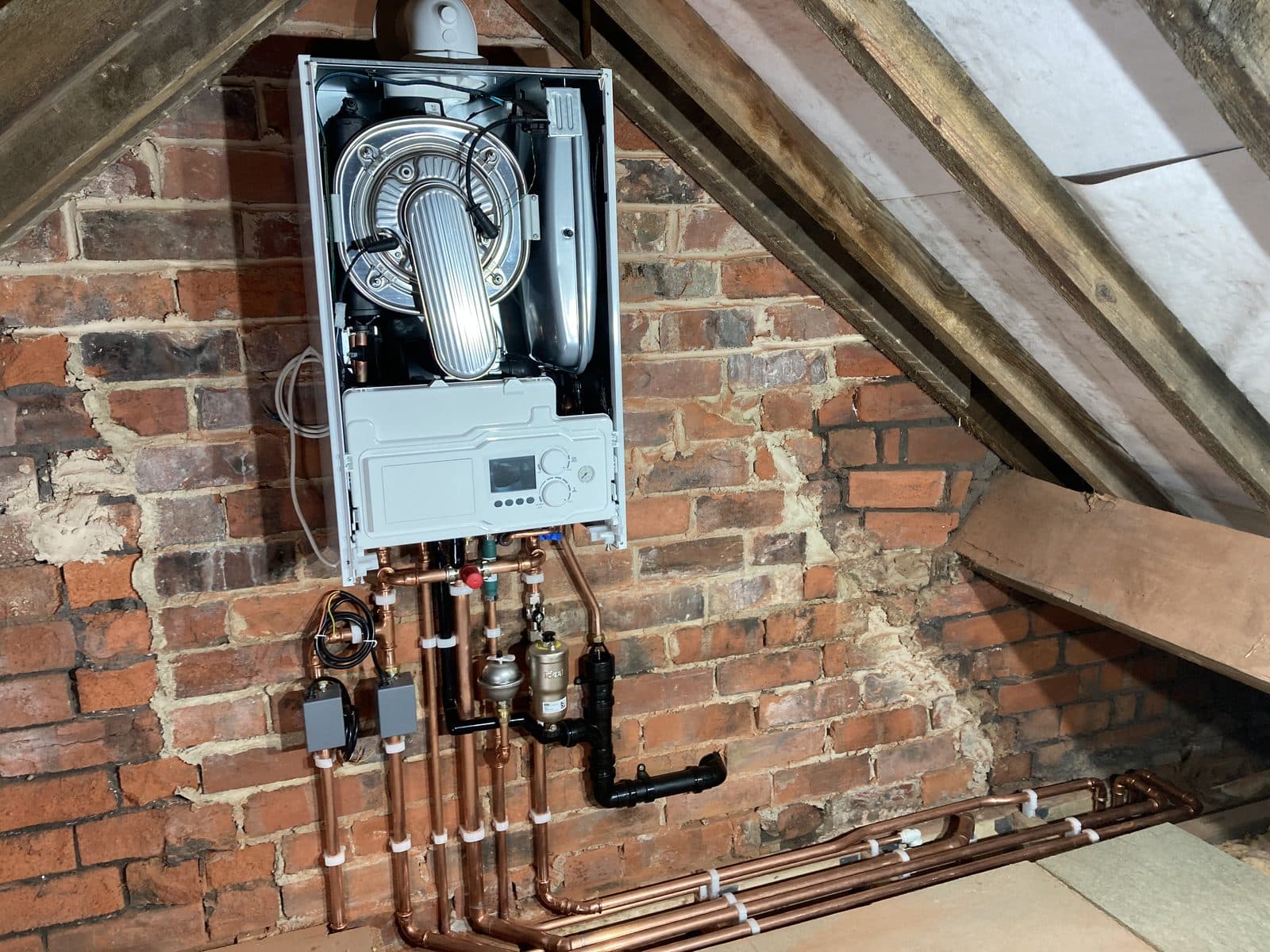 Completed plumbing and heating work — photo 2